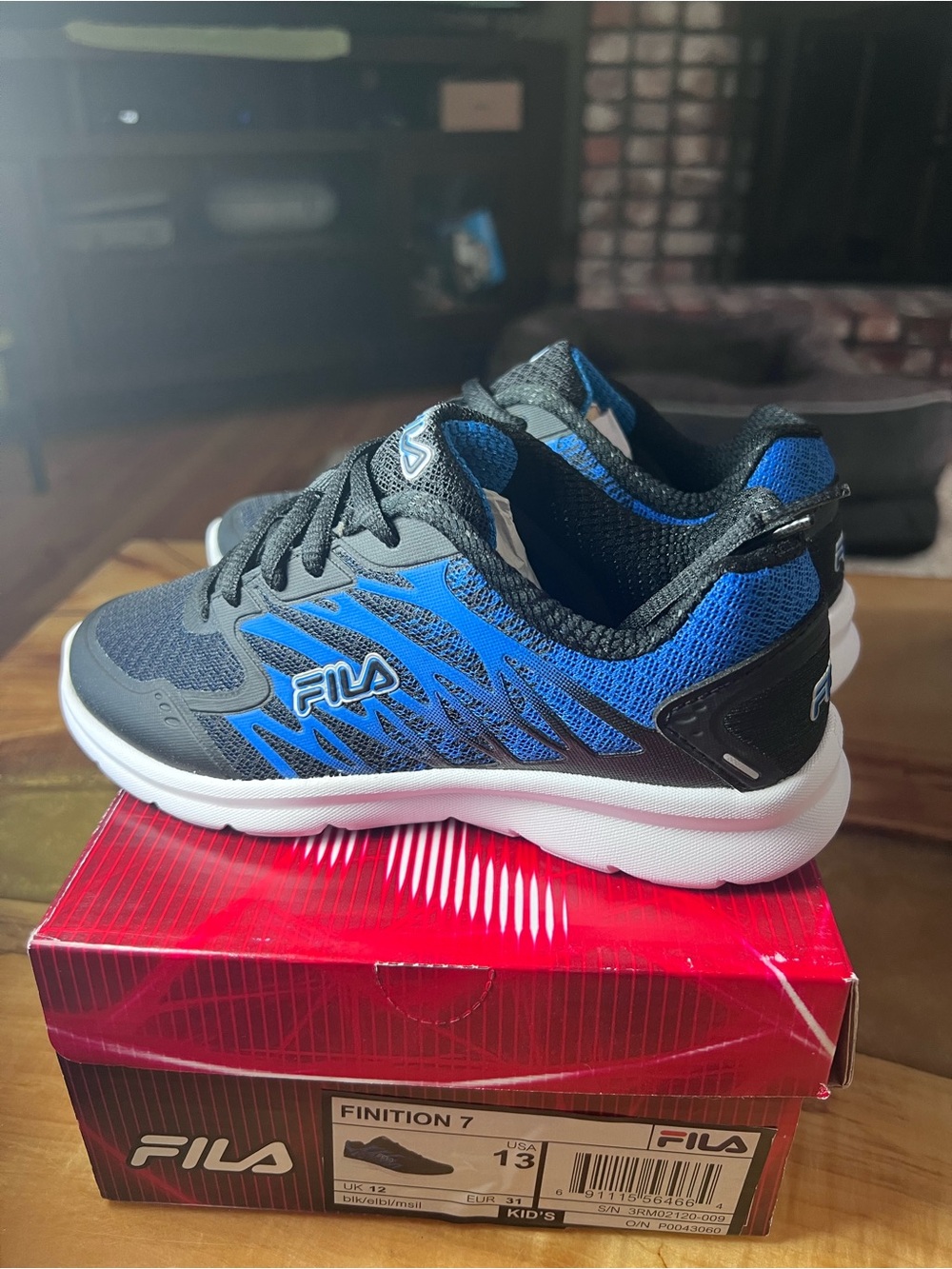 FILA FINITION 7 Kids size 13
